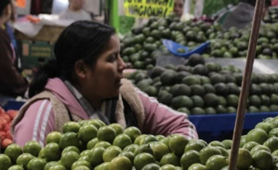 INFLACIÓN EN MÉXICO SUBE MÁS DE LO PREVISTO Y LLEGA A 3.8% EN NOVIEMBRE