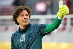 Guillermo Ochoa fue propuesto para Londres 2012, pero cuerpo técnico eligió a Corona