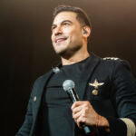 Carlos Rivera sorprende al cantar “The Fate of Ophelia” de Taylor Swift al ritmo de mariachi