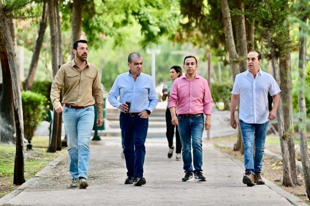 CON ESPACIOS PÚBLICOS DE CALIDAD