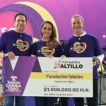 A nombre de Saltillo, entregan Javier y Luly donativo de un millón de pesos al Teletón