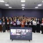 Presenta IEC libro sobre la participación de las mujeres en la política